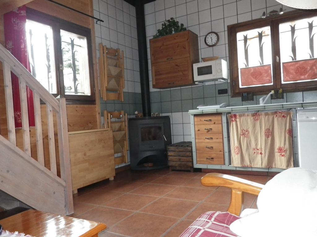 Lyshytta Villa Saint-Pierre-dels-Forcats Rum bild